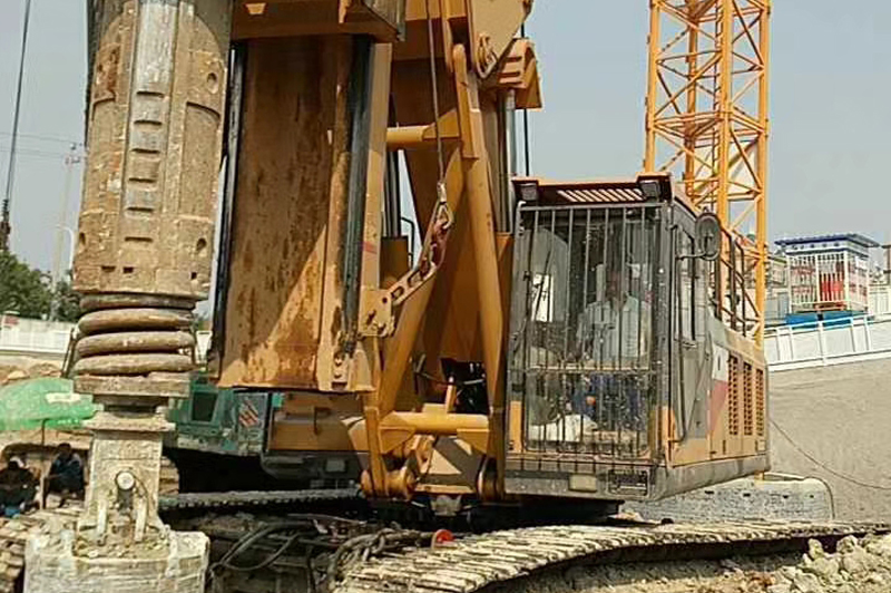 北京地铁旋挖钻机打桩施工案例